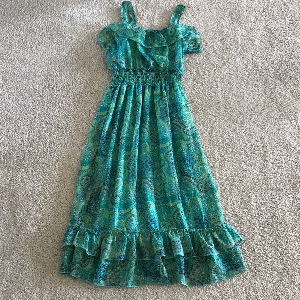 Green girls’ dress size L